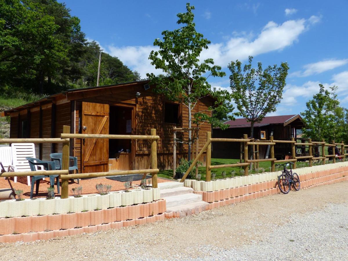 Les Cabanes De Bourras La Palud-sur-Verdon Exterior photo