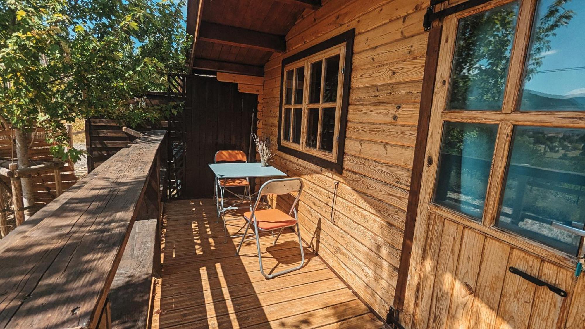 Les Cabanes De Bourras La Palud-sur-Verdon Exterior photo